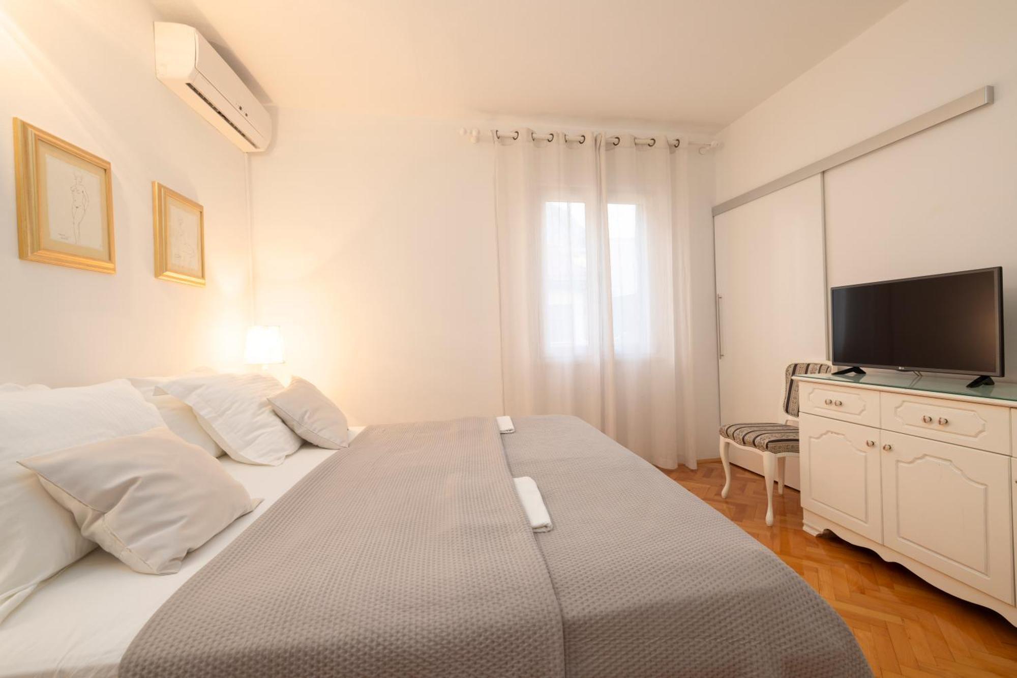 Apartments Bose Makarska Eksteriør bilde